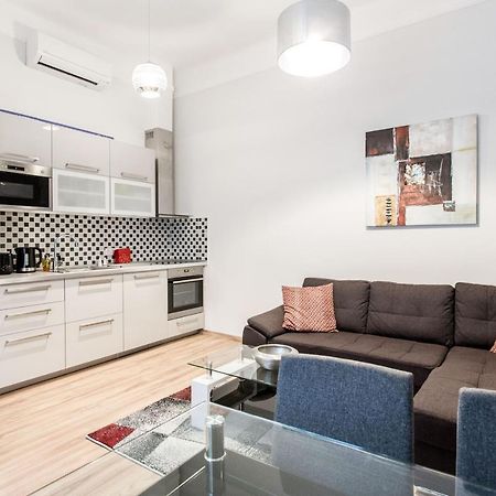 Quiet Nest In The Bustling Centre Of Budapest Exterior foto